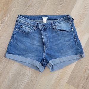 H&M jean shorts size 10